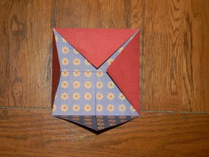How to make a small gift box, fold corners to center