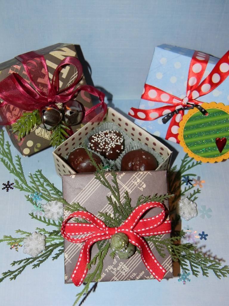 How to make a candy box decorate