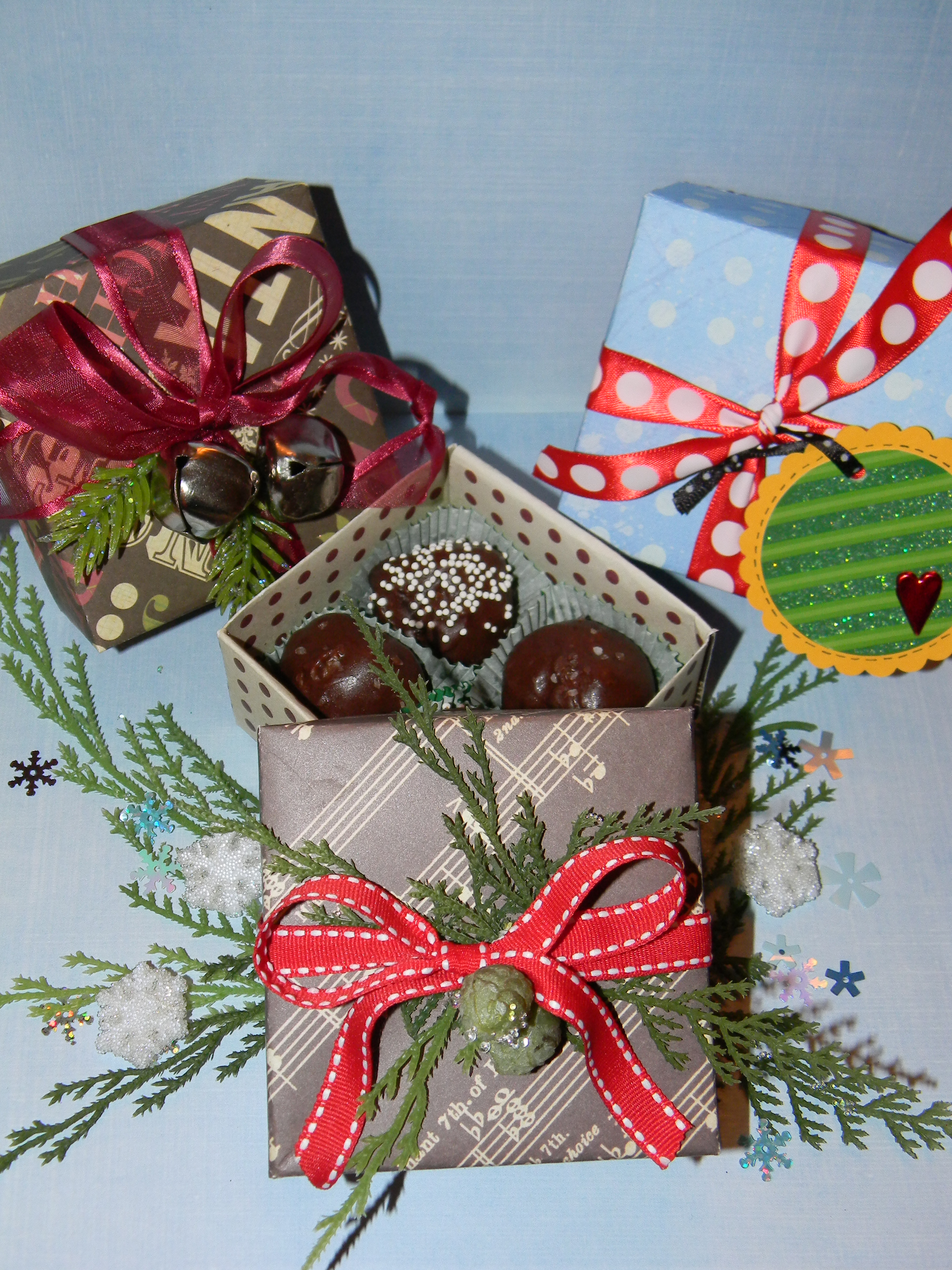 How to Make A Candy Box- Perfect Gift with Four Homemade Truffles