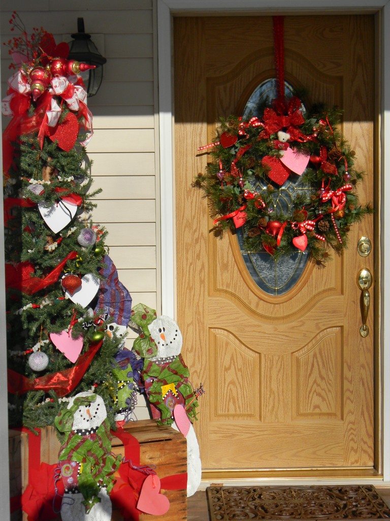 Valentine Decorations, front deck tree and wreath