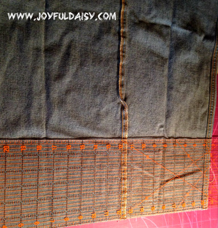 recycled jean quilt, cutting strips
