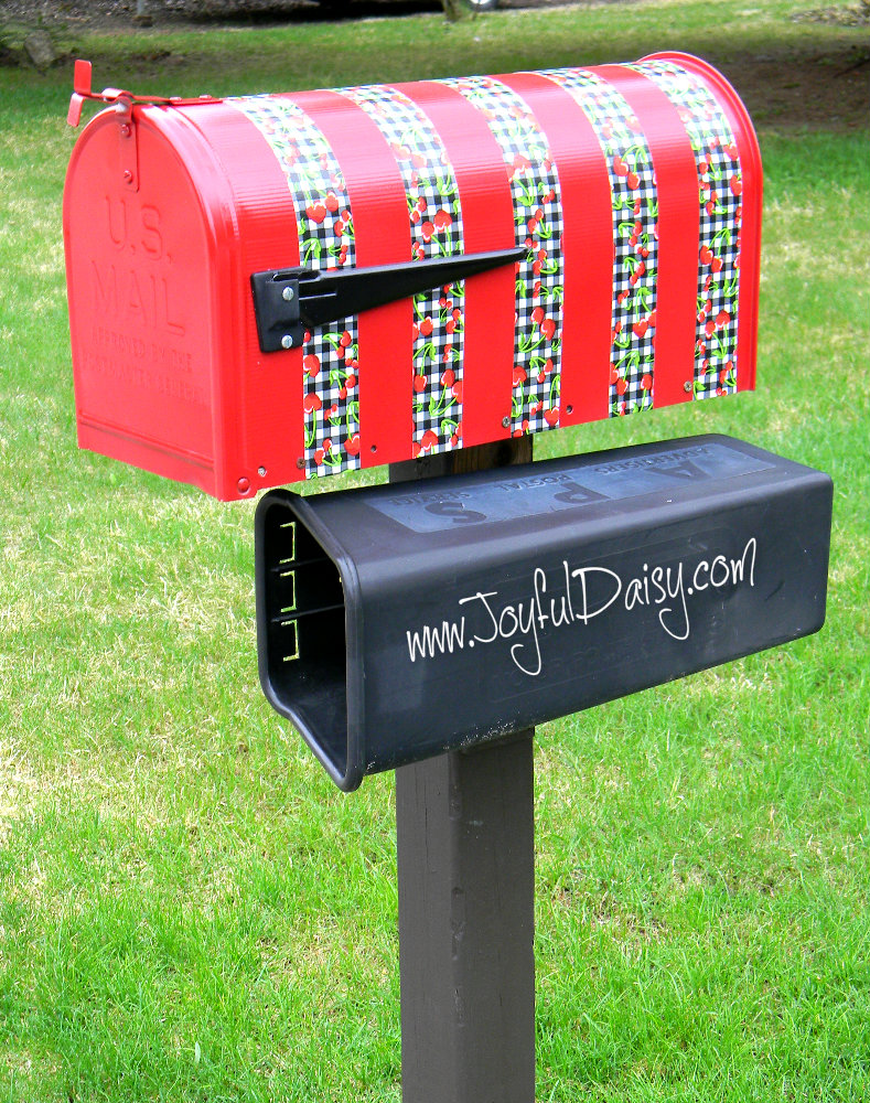 mailbox makeover with duck tape 2