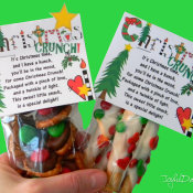 Christmas Crunch Pretzel Snacks