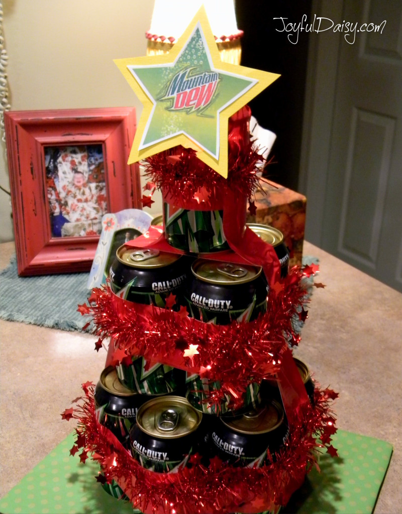 pop can tree gift