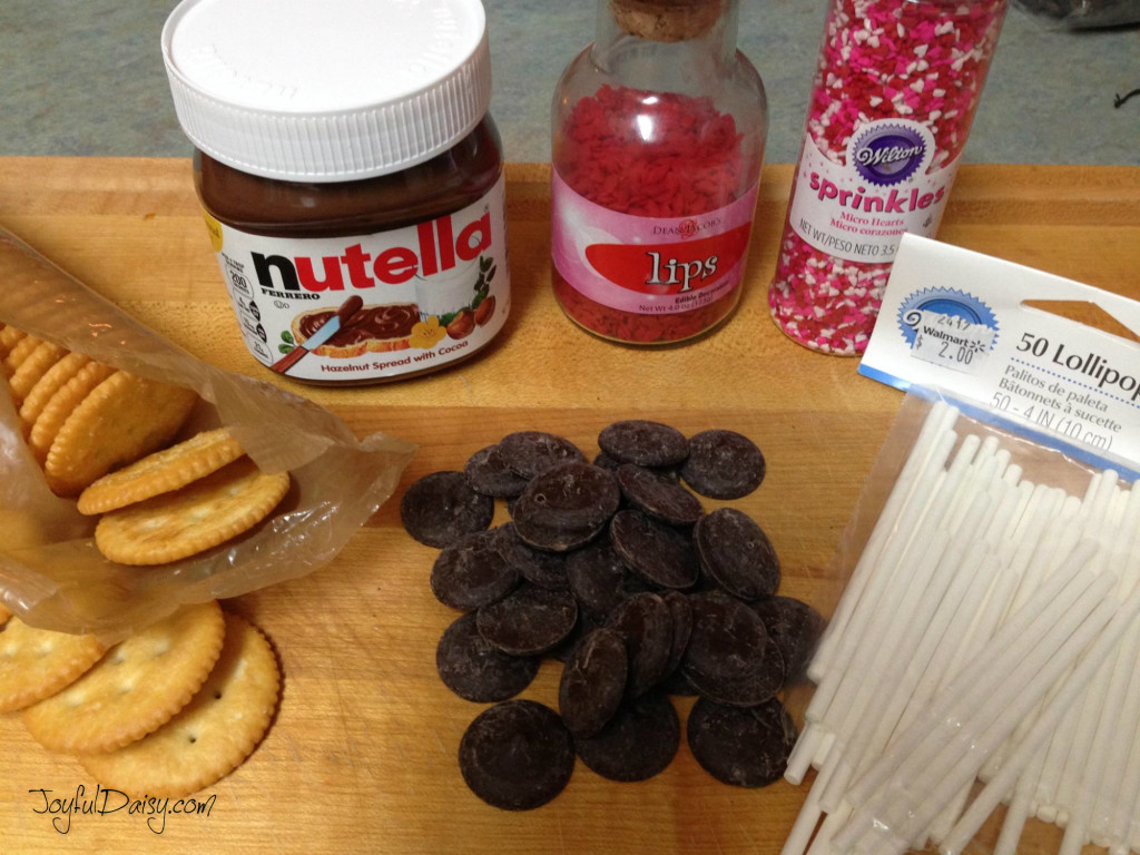 ingredients for ritz cracker nutella suckers